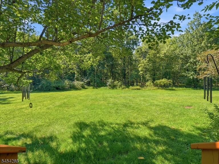 Property listing MLS 4047991 photo 39