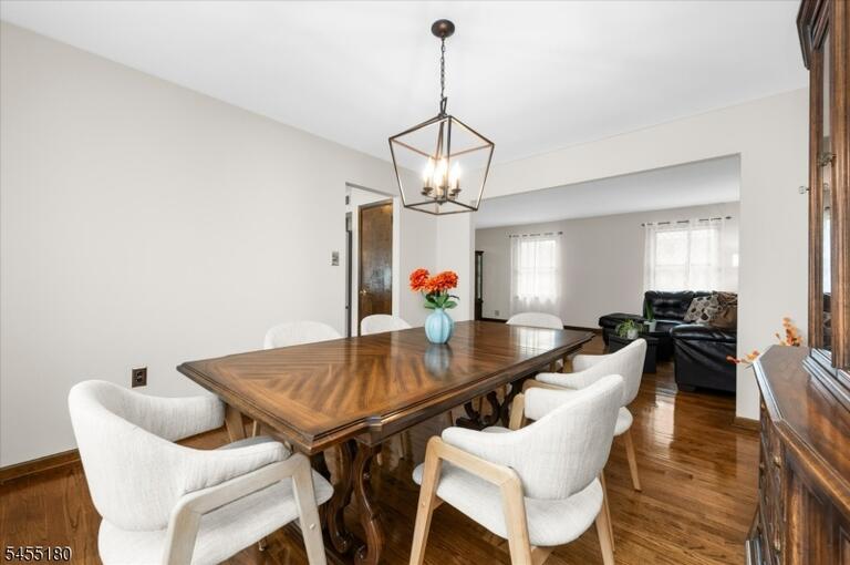 Property listing MLS 4048003 photo 6