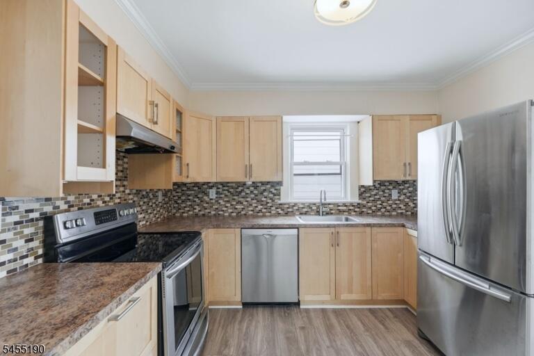 Property listing MLS 4048015 photo 20