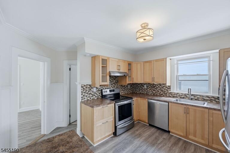 Property listing MLS 4048015 photo 21