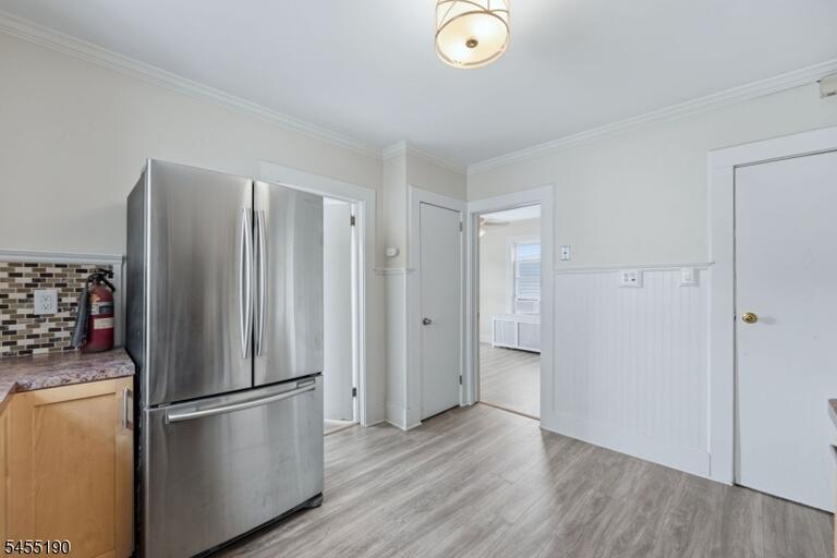 Property listing MLS 4048015 photo 23
