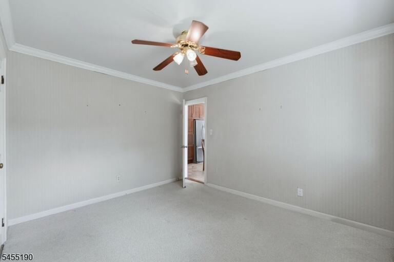 Property listing MLS 4048015 photo 32