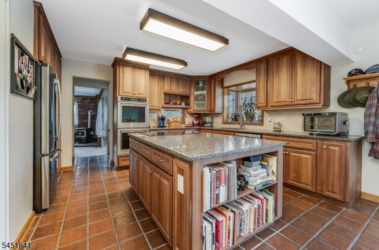 Property listing MLS 4048118 photo 30