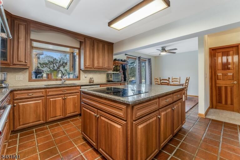 Property listing MLS 4048118 photo 31