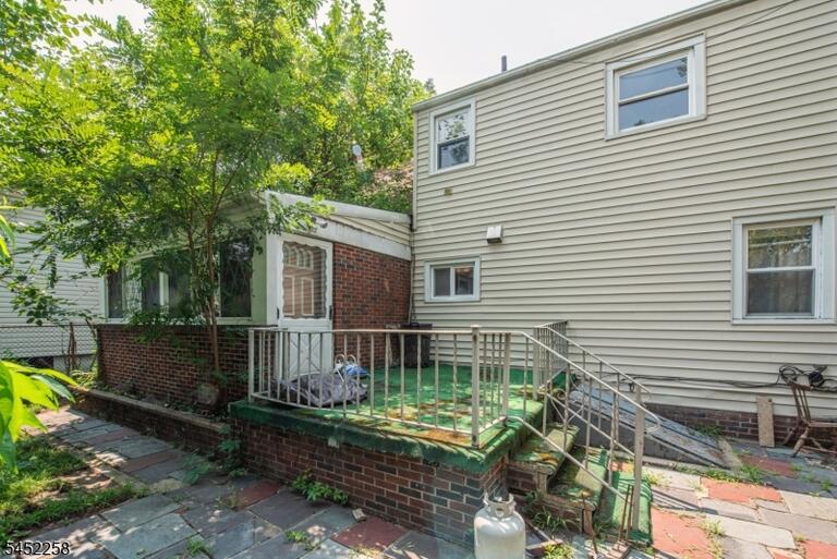 Property listing MLS 4048146 photo 22