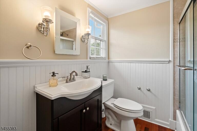 Property listing MLS 4048185 photo 13
