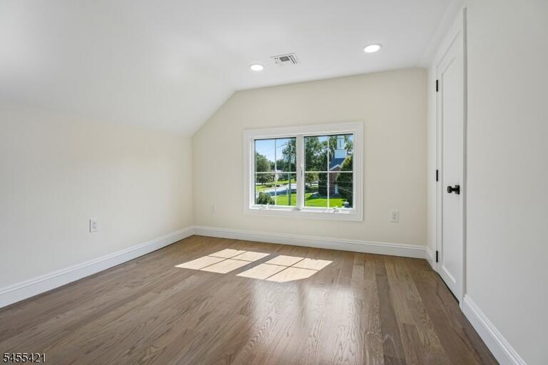 Property listing MLS 4048231 photo 39