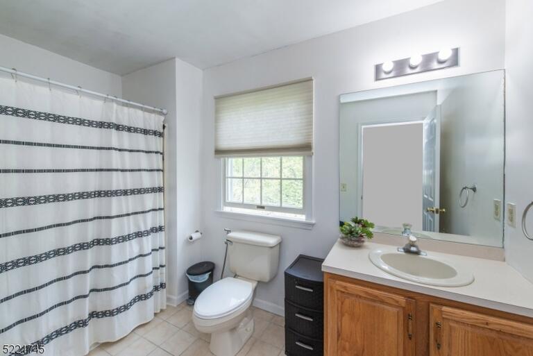 Property listing MLS 4048264 photo 22