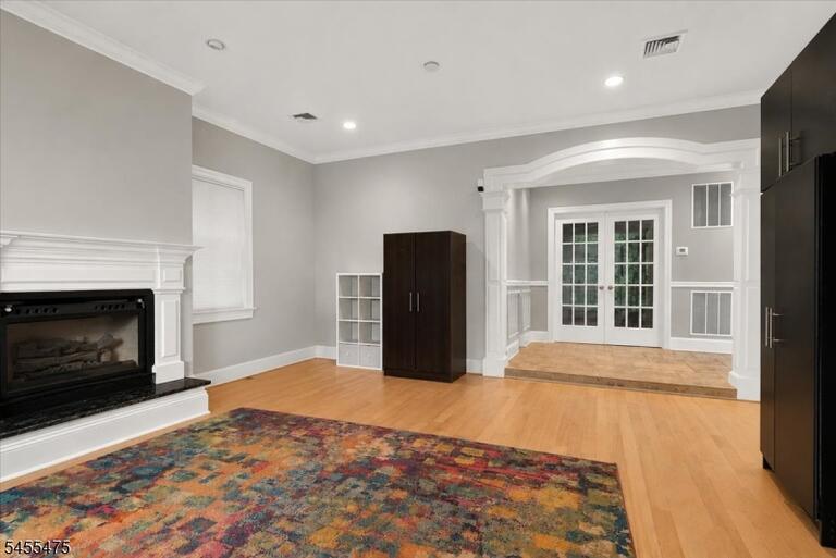 Property listing MLS 4048276 photo 26