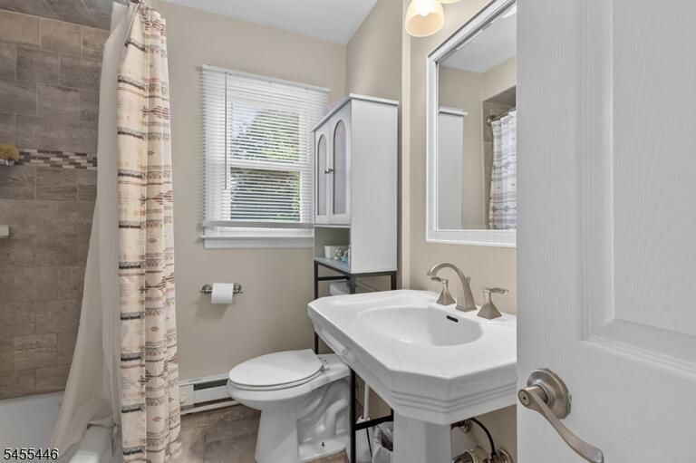 Property listing MLS 4048281 photo 40