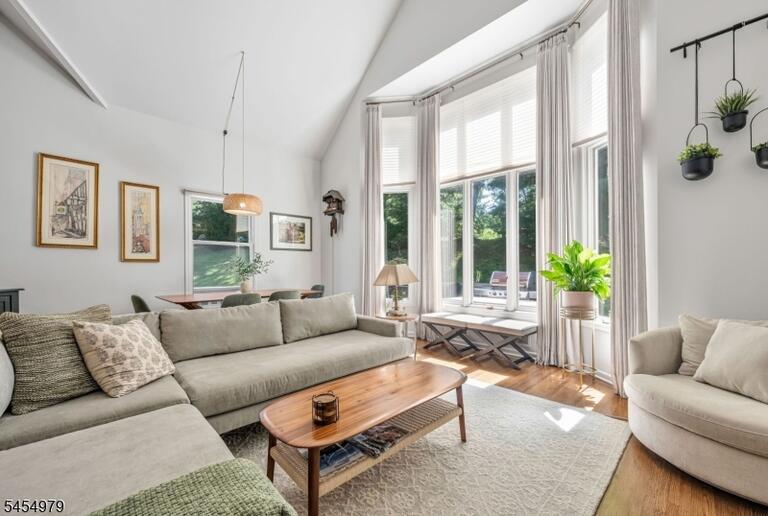 image-4048308-9.jpeg