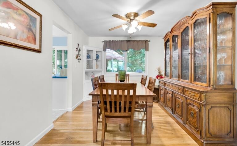Property listing MLS 4048312 photo 10