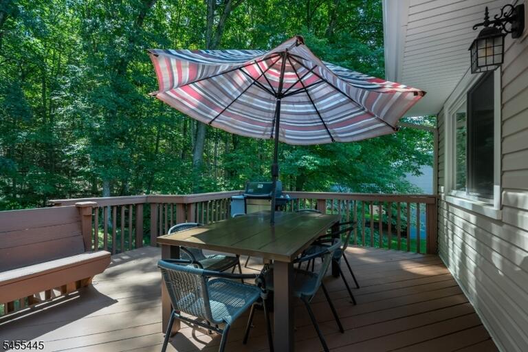 Property listing MLS 4048312 photo 14