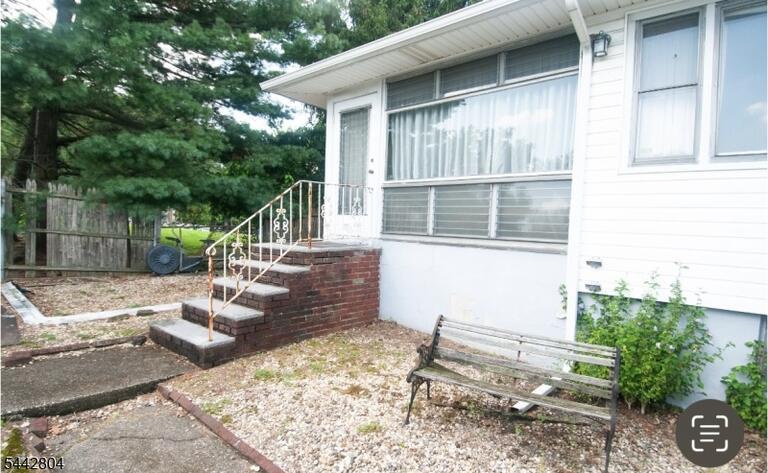 Property listing MLS 4048351 photo 24