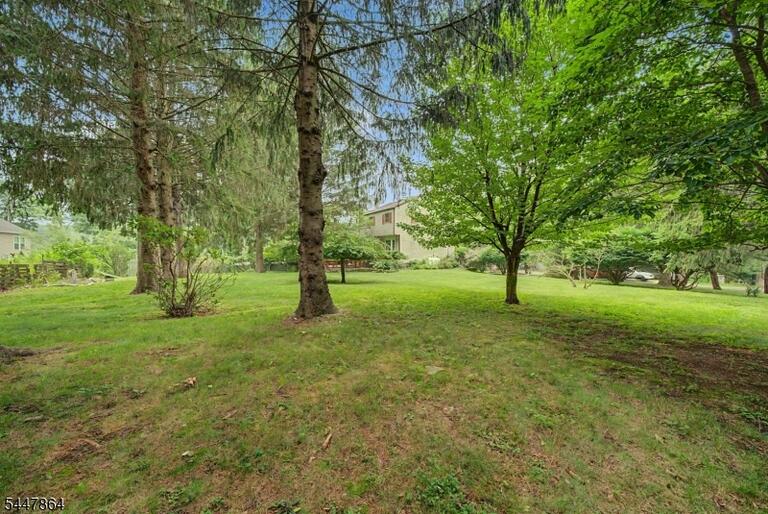 Property listing MLS 4048365 photo 16