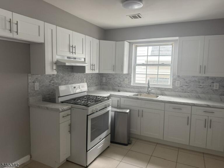Property listing MLS 4048376 photo 10