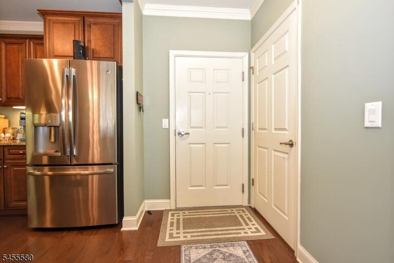 Property listing MLS 4048378 photo 4