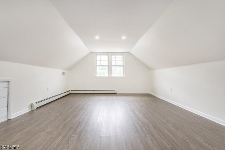 Property listing MLS 4048387 photo 20