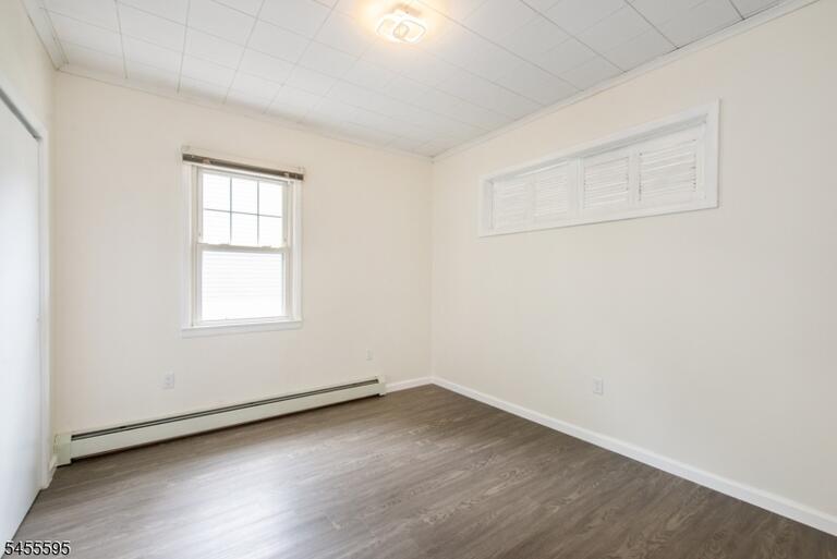 Property listing MLS 4048387 photo 9