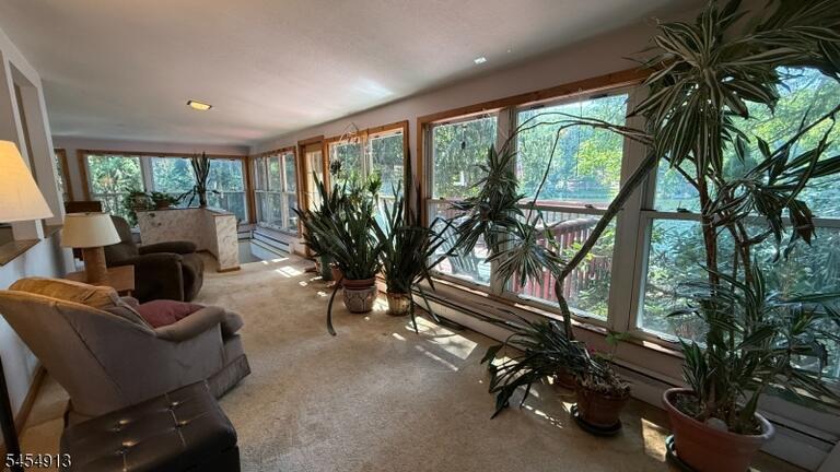 Property listing MLS 4048396 photo 3
