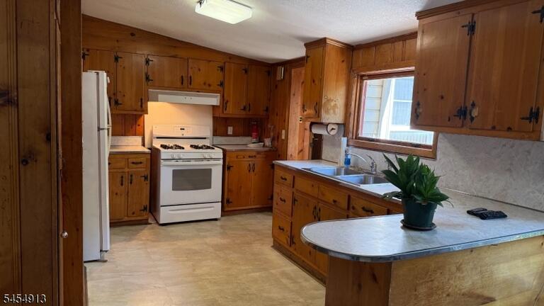 Property listing MLS 4048396 photo 6