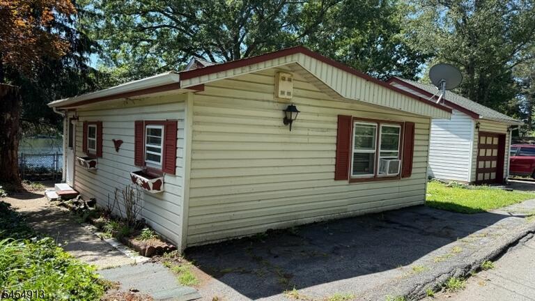 Property listing MLS 4048396 photo 8