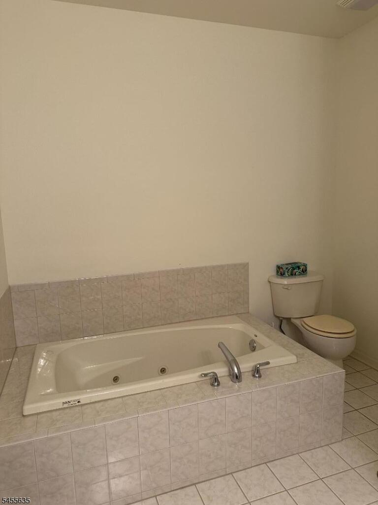 Property listing MLS 4048407 photo 12