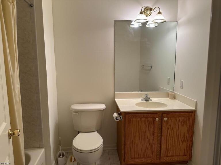 Property listing MLS 4048407 photo 17
