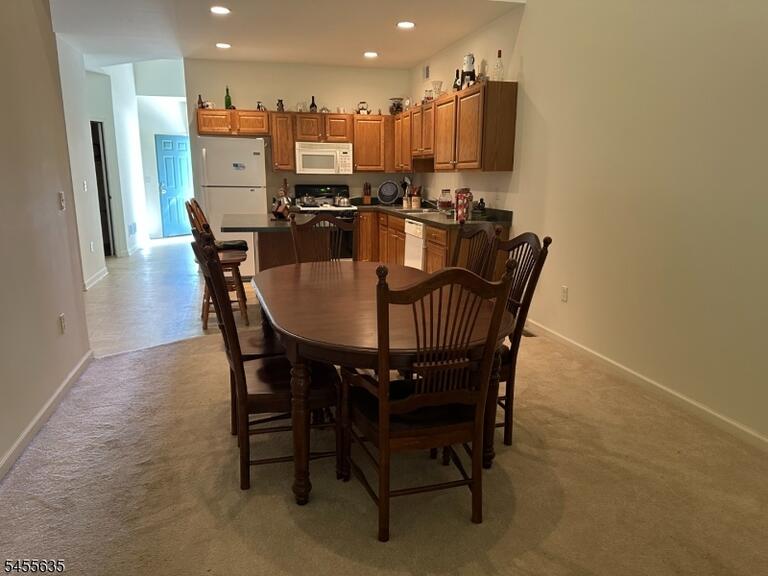 Property listing MLS 4048407 photo 5