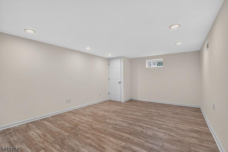 Property listing MLS 4048408 photo 32