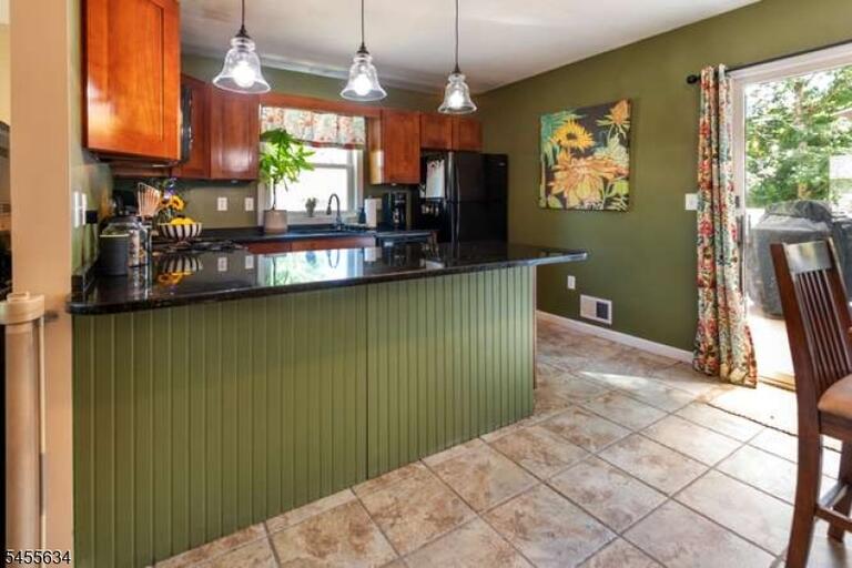 Property listing MLS 4048424 photo 14