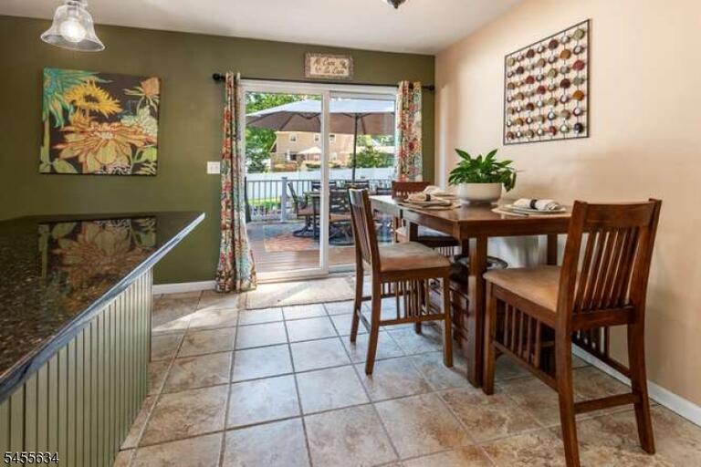 Property listing MLS 4048424 photo 15