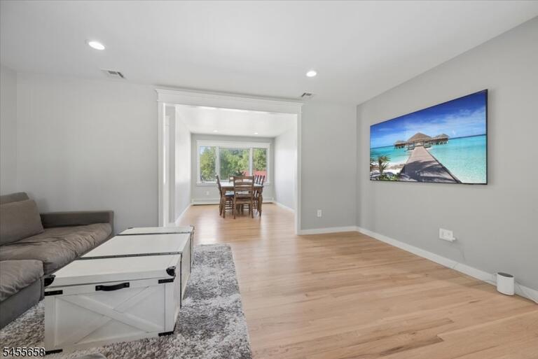 image-4048436-10.jpeg