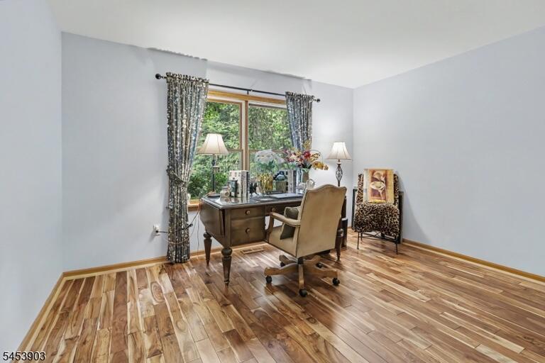 Property listing MLS 4048450 photo 24