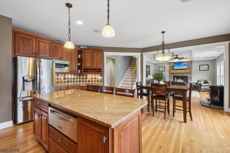 image-4048453-13.jpeg