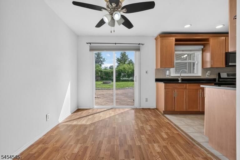 Property listing MLS 4048463 photo 6