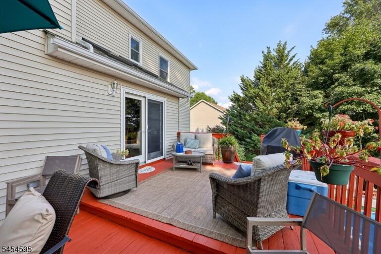 Property listing MLS 4048509 photo 27