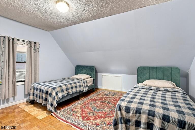 Property listing MLS 4048517 photo 16
