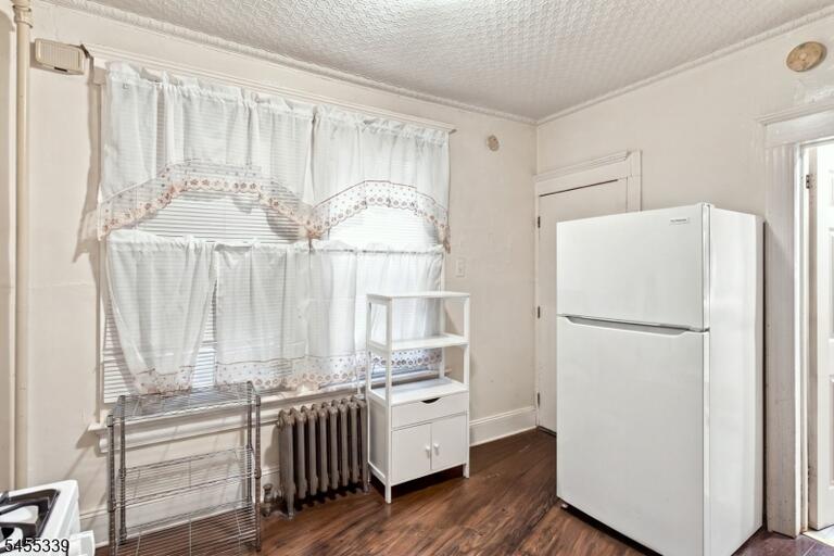 Property listing MLS 4048517 photo 22
