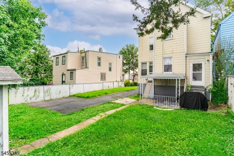 Property listing MLS 4048517 photo 30