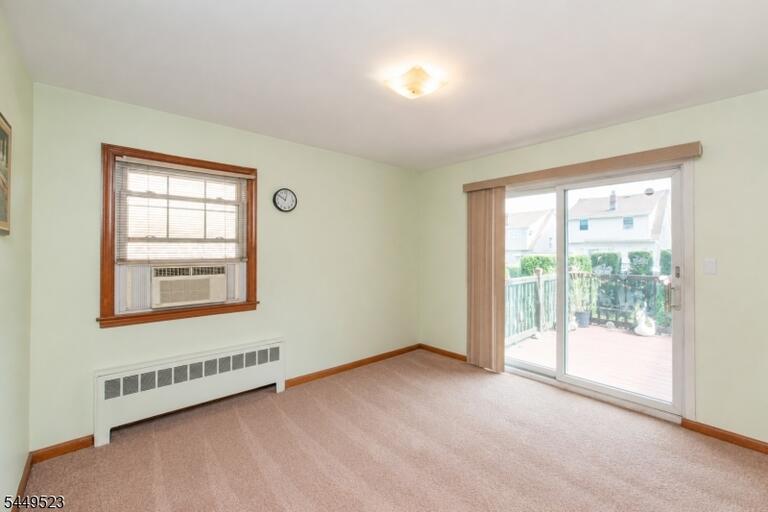 Property listing MLS 4048535 photo 19