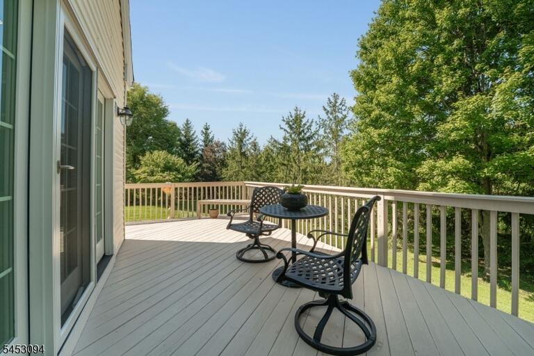 Property listing MLS 4048552 photo 33
