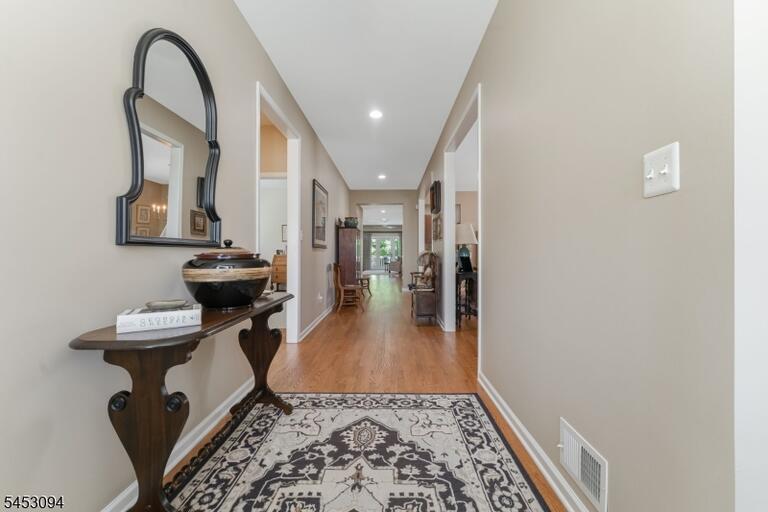 Property listing MLS 4048552 photo 6