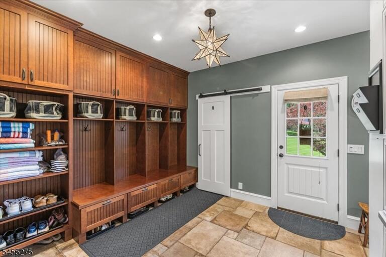 Property listing MLS 4048561 photo 35