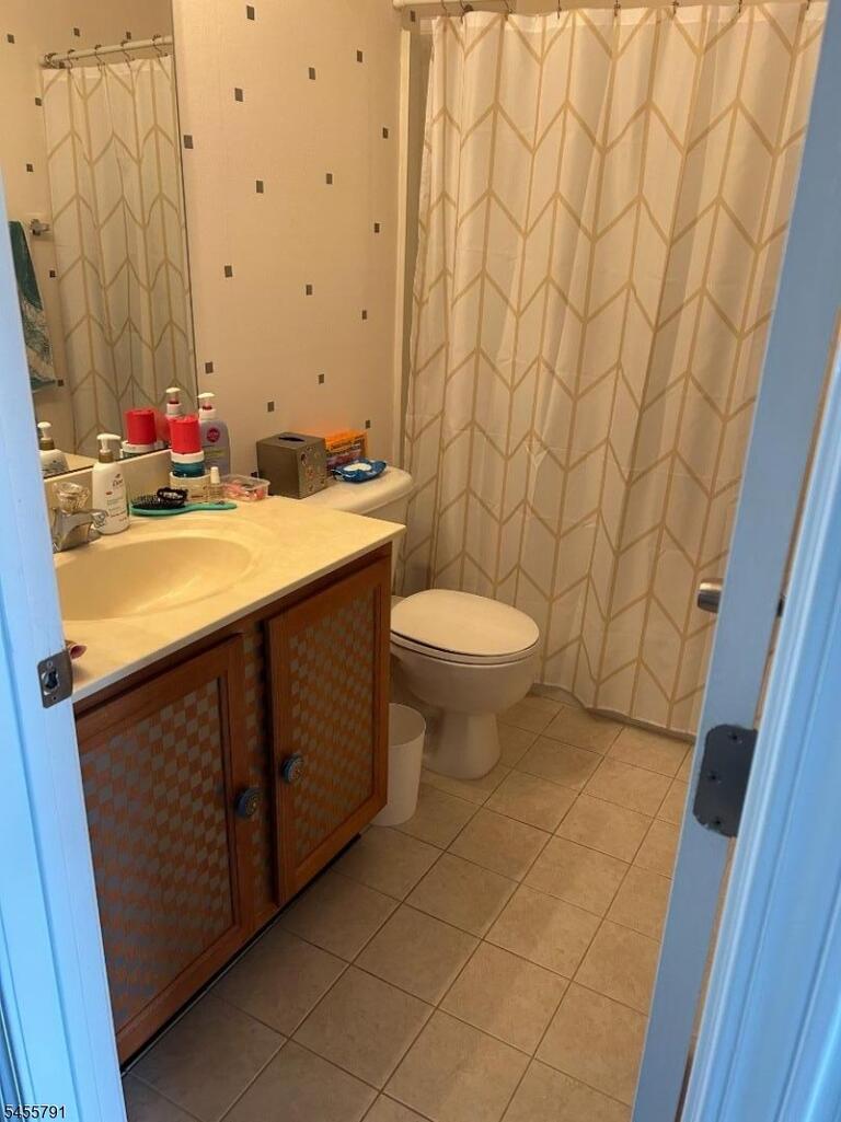 Property listing MLS 4048603 photo 26