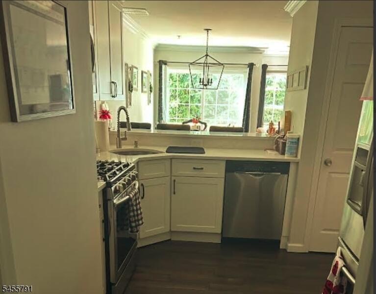 Property listing MLS 4048603 photo 7