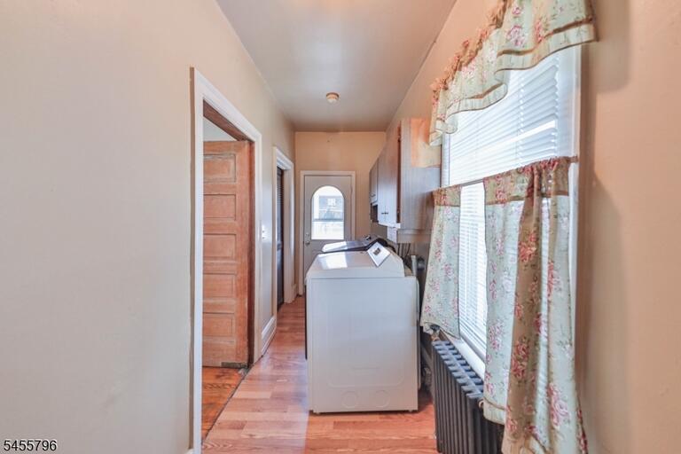 Property listing MLS 4048607 photo 17