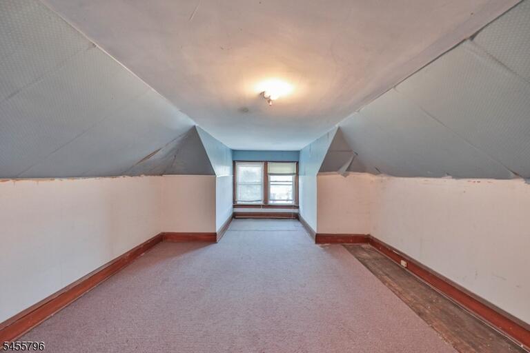 Property listing MLS 4048607 photo 35