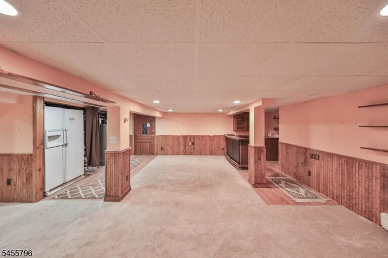 Property listing MLS 4048607 photo 38
