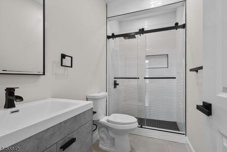Property listing MLS 4048609 photo 28